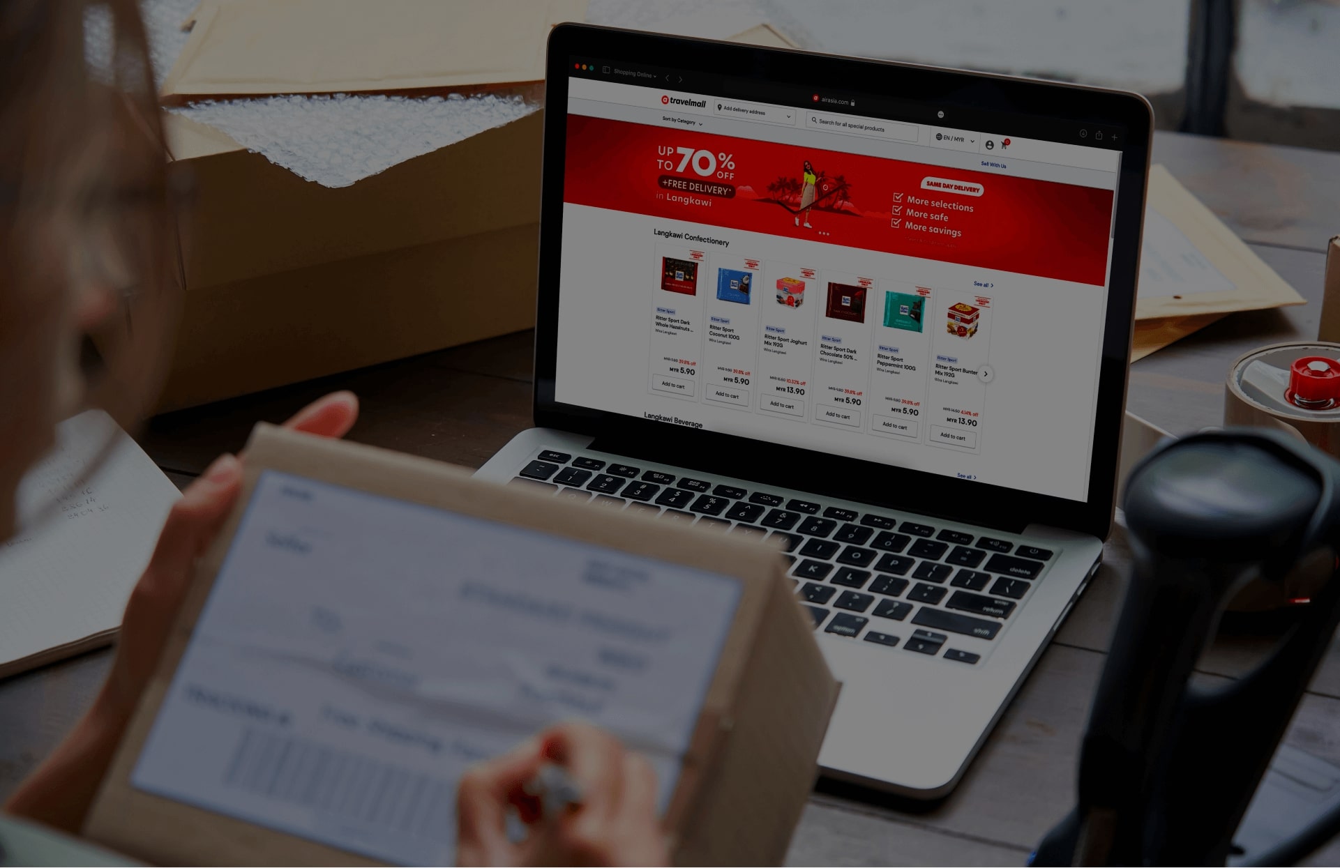 eCommerce POS system that works smarter and integrates better Deeper integrate your multi-stores with online clicks and leverage smart algorithms so you can future-proof your retail business.